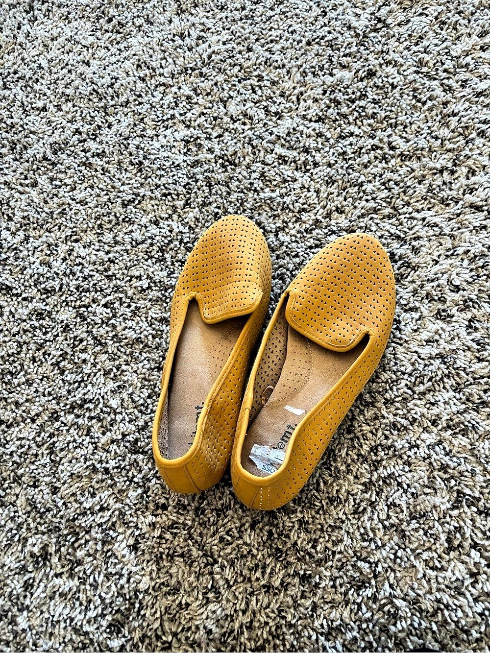 whitemt. Perforated Flats in Yellow